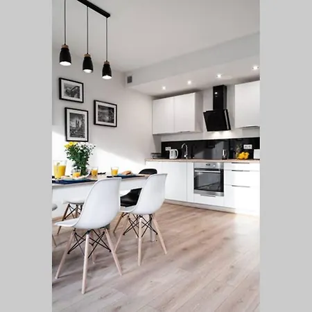 Apartament Househost Apartament: świętego Krzyża Street Kraków