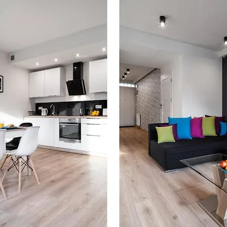 Househost Apartament: świętego Krzyża Street *